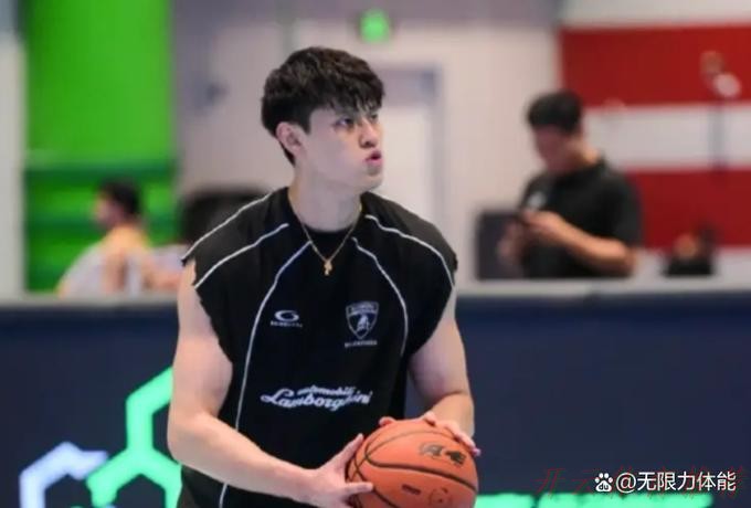 开云官网：NBL还是CBA？曾凡博已回国 将代表中国男篮出战韩国